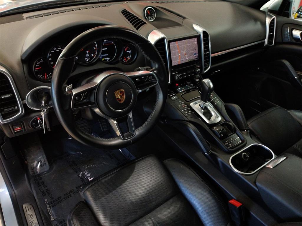 Used 2017 Porsche Cayenne  | Sandy Springs, GA