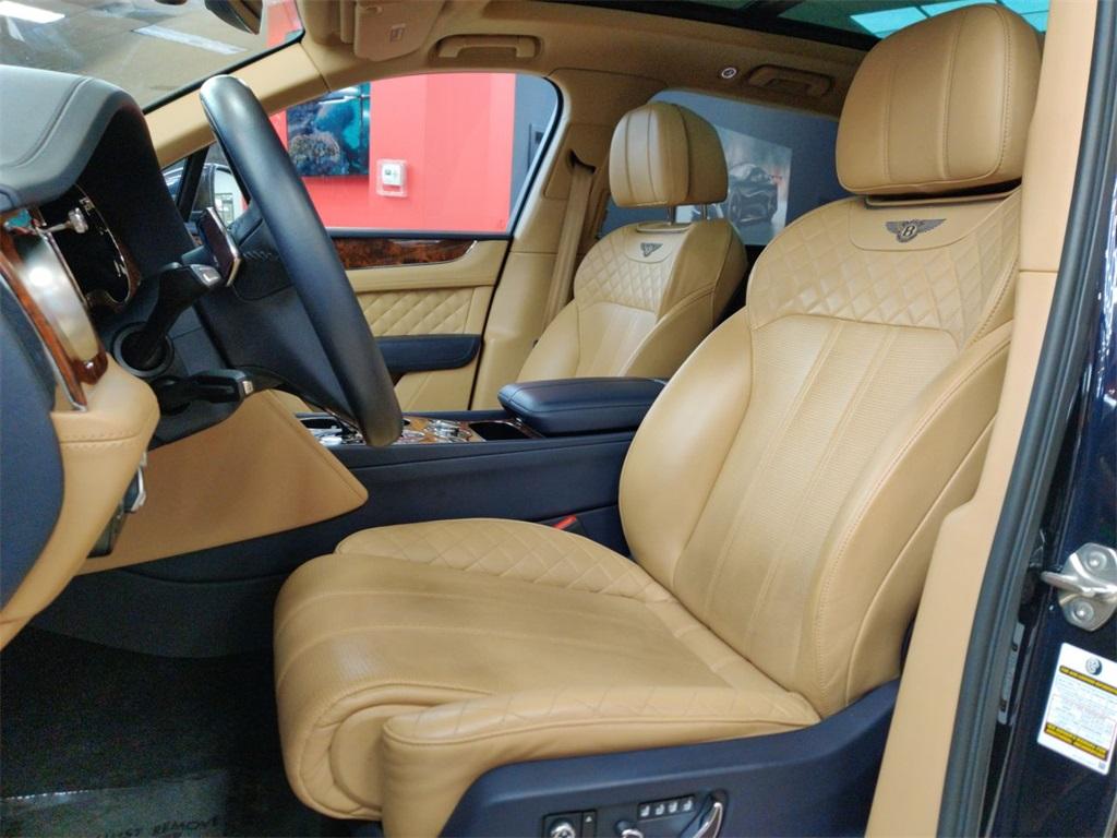Used 2018 Bentley Bentayga W12 | Sandy Springs, GA