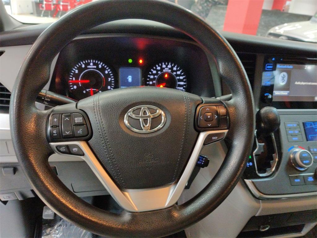 Used 2015 Toyota Sienna LE | Sandy Springs, GA